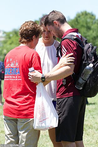 celebrate-america-july5-outreach-017.jpg (Large)