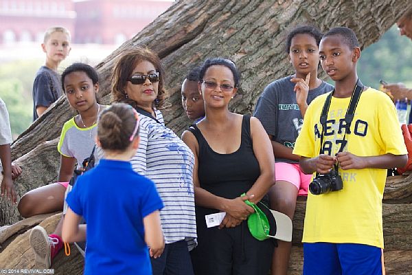 celebrate-america-july8-outreach-014.jpg (Large)