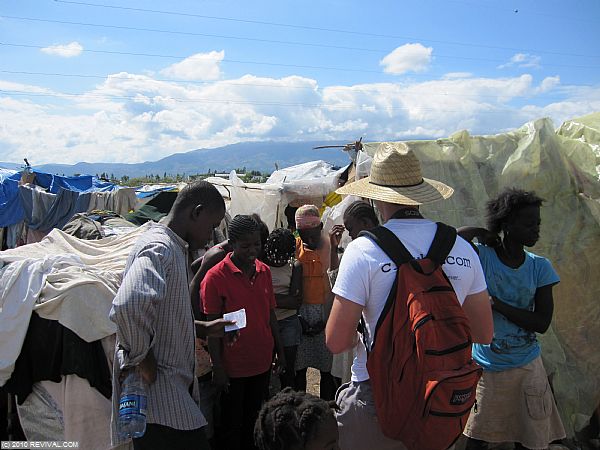 Haiti18.2.10am_4.JPG (Large)