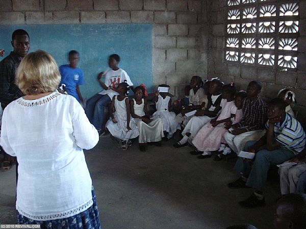 Haiti21.2.10am_1.JPG (Large)