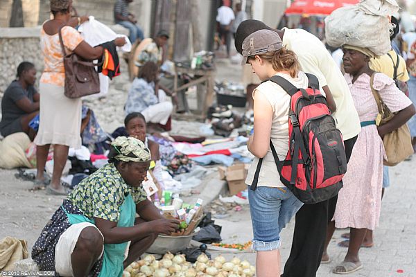 Haiti25.2.10am_3.JPG (Large)