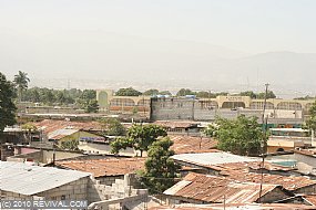 Haiti13.2.10_20.JPG (Medium)